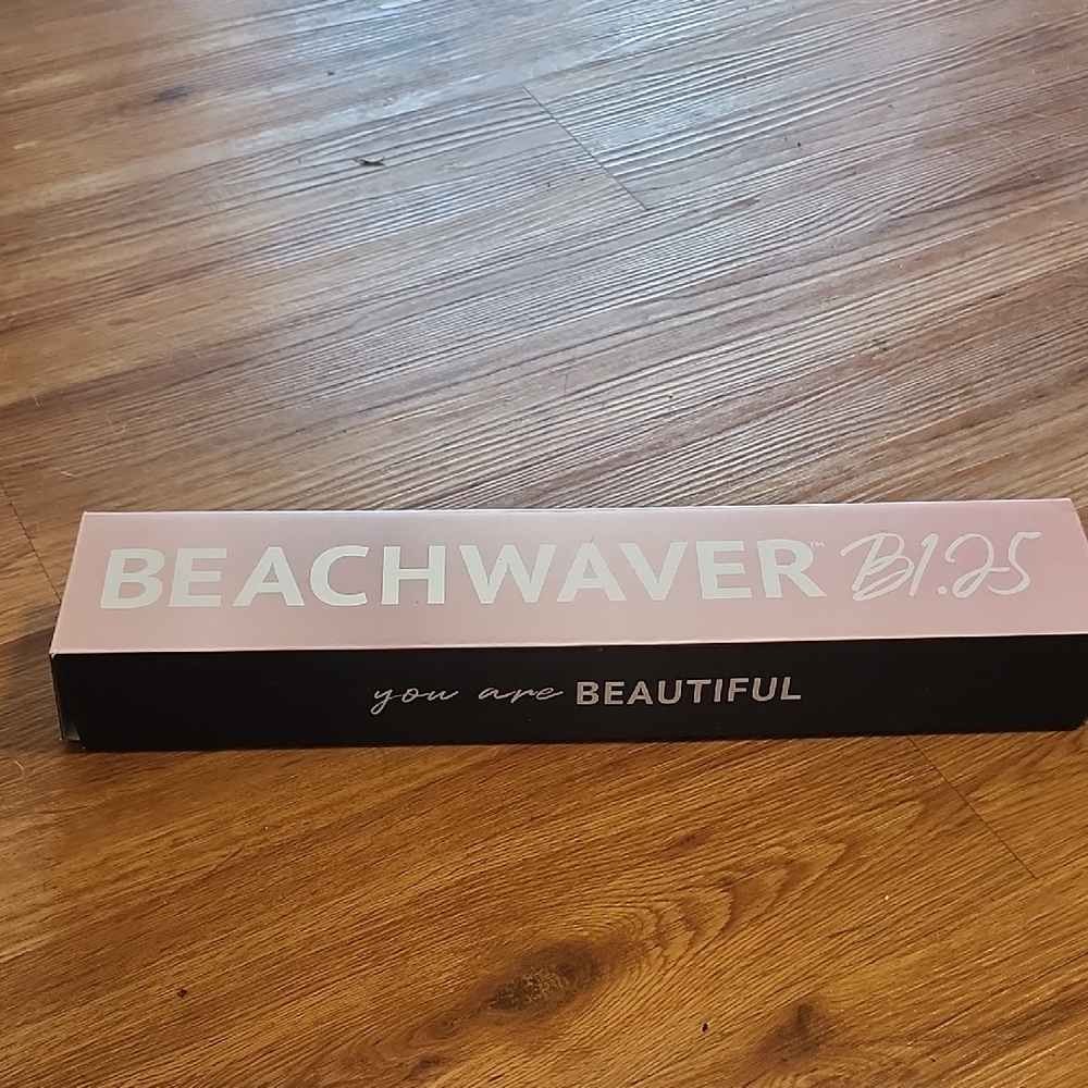 The Beachwaver Co. B1.25 Curling Iron - Pink and Black